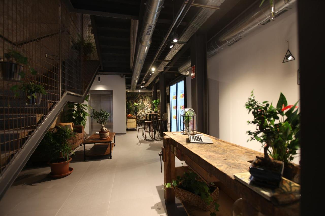 Vtz The Botanic Hostel Σαραγόσα Εξωτερικό φωτογραφία