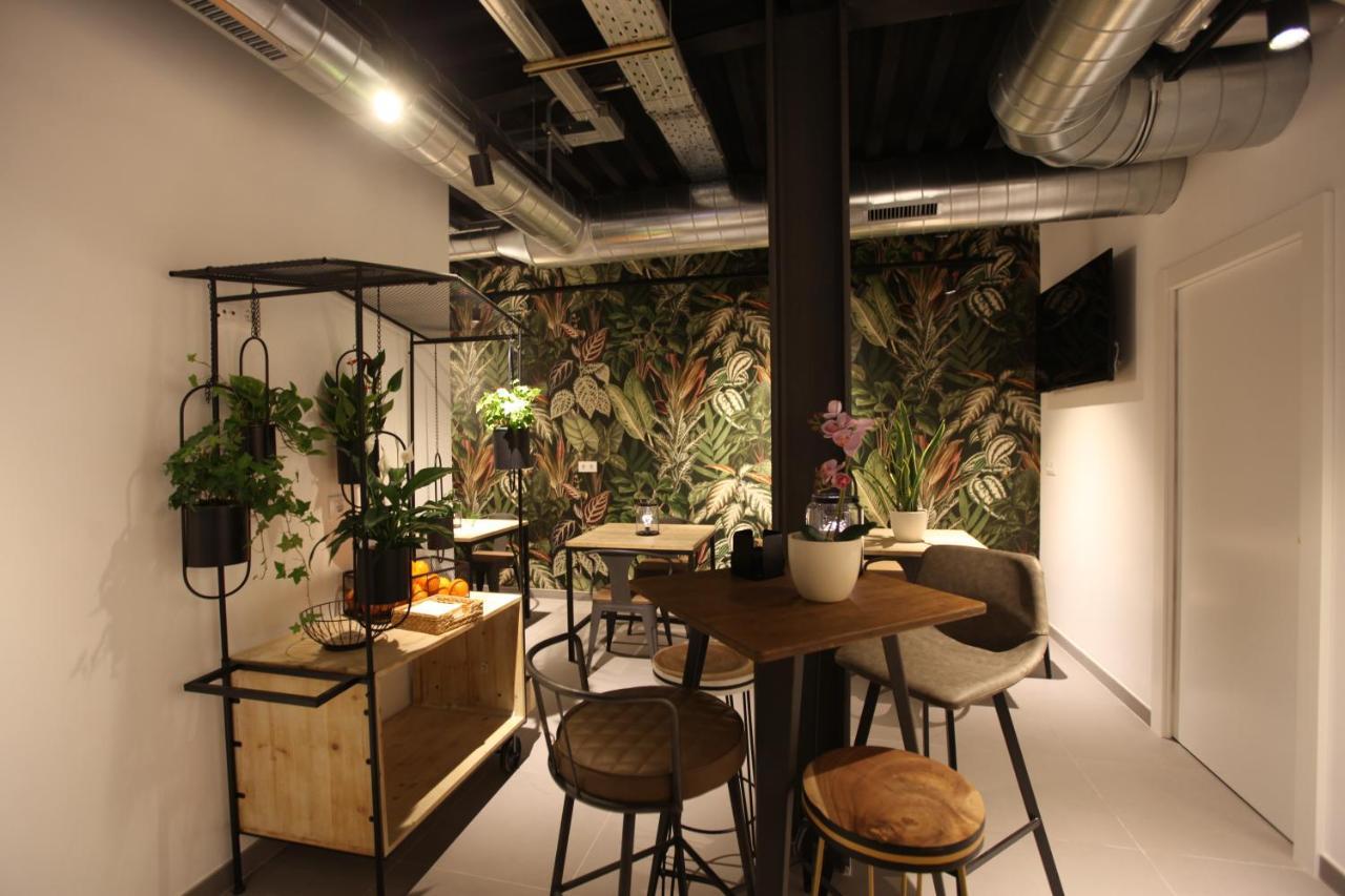 Vtz The Botanic Hostel Σαραγόσα Εξωτερικό φωτογραφία
