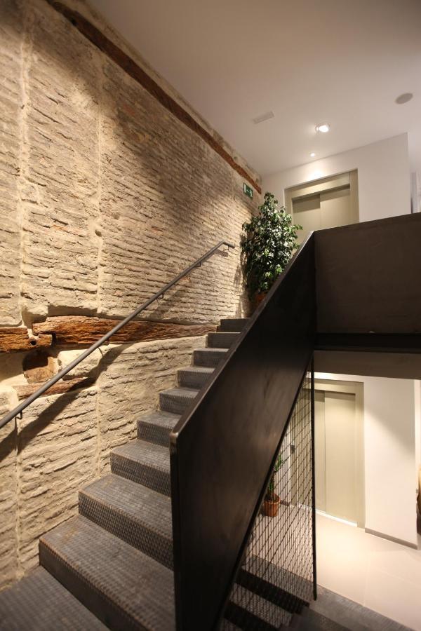 Vtz The Botanic Hostel Σαραγόσα Εξωτερικό φωτογραφία